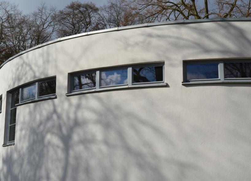 PaXpur58 Fenster aus Kiefer und Vollblatttüren für Pavillon aus den 1920er Jahren in Frankfurt am Main