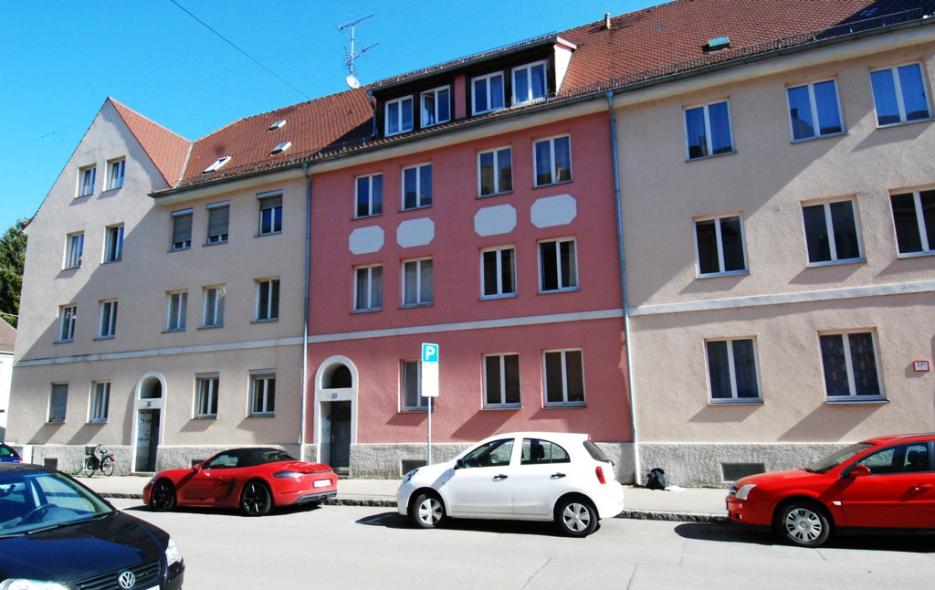 Denkmalfenster PaXretro58 aus Eukalyptus in Wohnanlage aus den 1920ern in Ulm vorher
