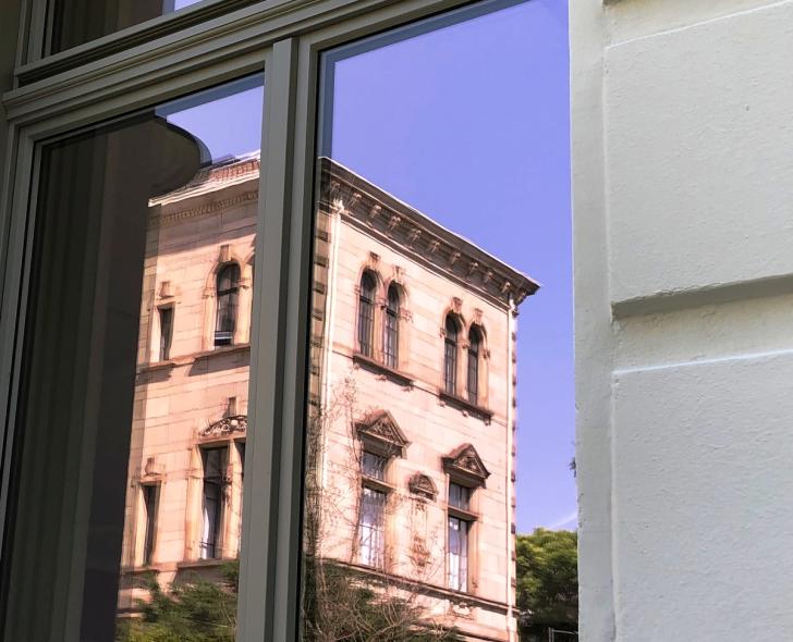 PaXretro78 aus Eukalyptus mit Sonnenschutz für Stadtpalais Krefeld