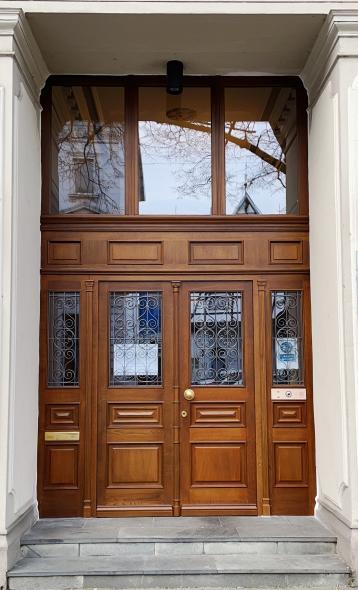 Holz-Haustür mit Oberlicht in Wuppertal