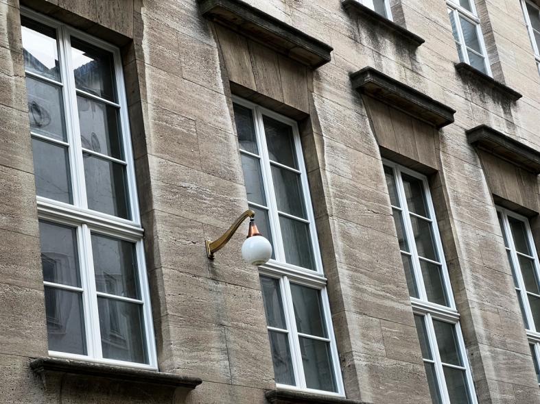 PaXcontur68 für Ostflügel des historischen Rathauses in Bochum Nahaufnahme