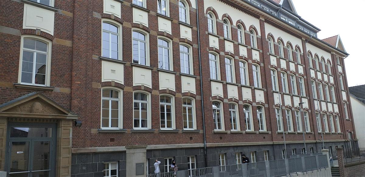 PaXcontur68 aus Eukalyptus für Schule in Solingen