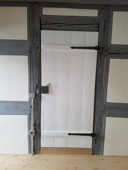 Haus- und Brettertür für Fachwerkhaus in Ulm