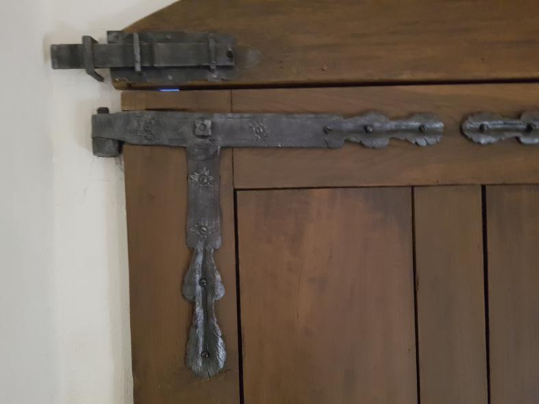 Haus- und Brettertür für Fachwerkhaus in Ulm Detailaufnahme