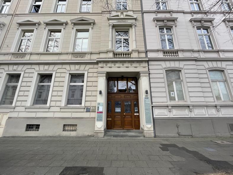 Holz-Haustür mit Oberlicht in Wuppertal