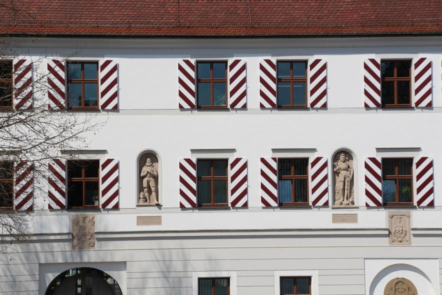 PaXretro68 aus Eiche für Renaissance Schloss in Neuhausen auf den Fildern 