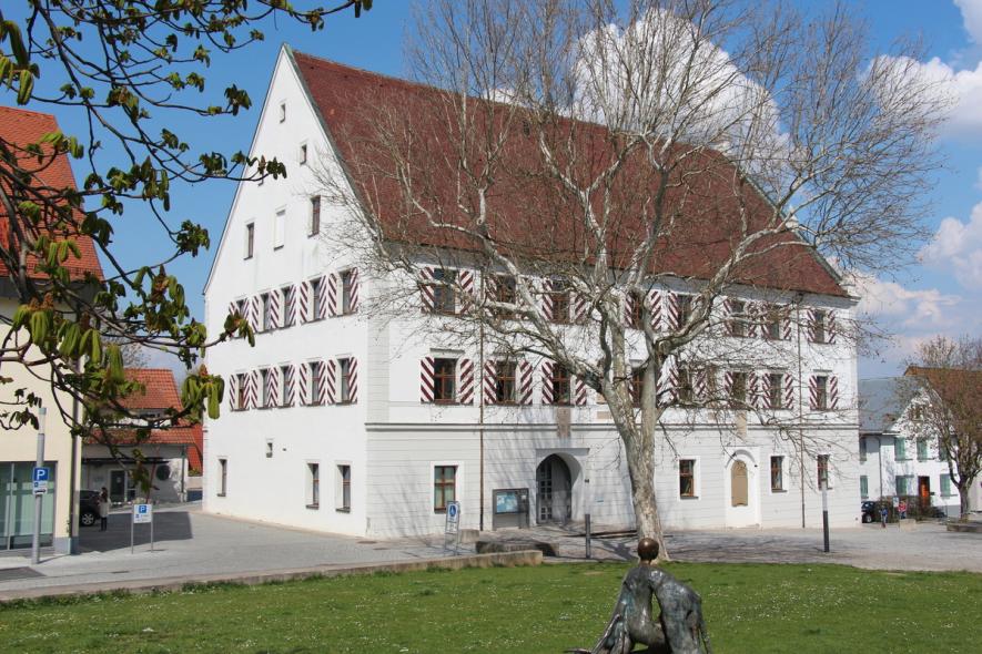 PaXretro68 aus Eiche für Renaissance Schloss in Neuhausen auf den Fildern 