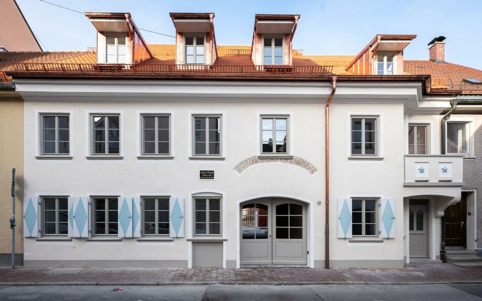 PaXretro68 aus Kiefer für ehemaliges Stadtbauernhaus in Schongau