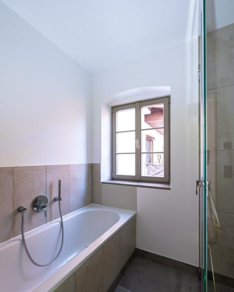 PaXretro68 aus Kiefer für ehemaliges Stadtbauernhaus in Schongau Badezimmer