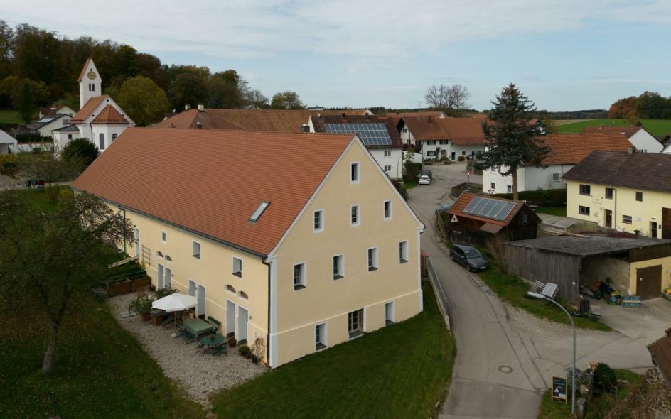 PaXretro68 aus Kiefer für historischen Stadl in Rott