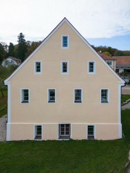 PaXretro68 aus Kiefer für historischen Stadl in Rott