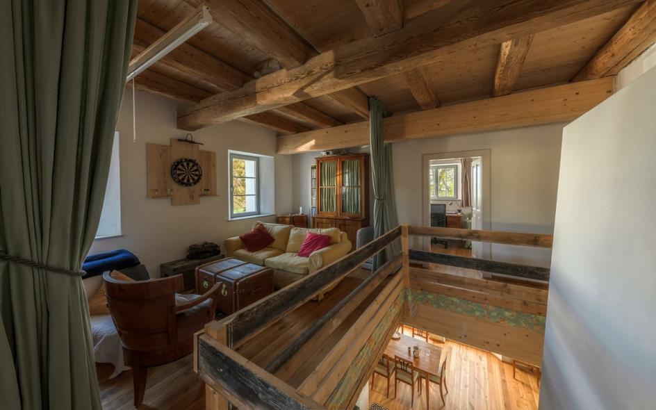 PaXretro68 aus Kiefer für historischen Stadl in Rott Obergeschoss Innen