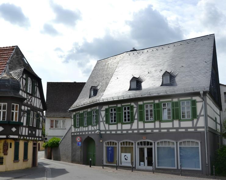 PaXretro68 Fenster aus Lärche in Oestrich-Winkel