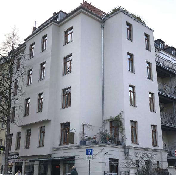 PaXretro78 aus Eukalyptus für Jahrhundertwende- Wohn- und Geschäftshaus in Köln