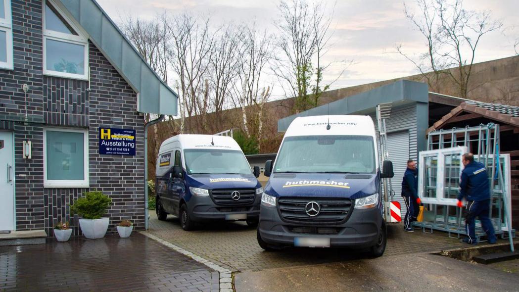 Huthmacher Fenster-Türen-Sicherheitstechnik e.K. - Ausstellung und Busse