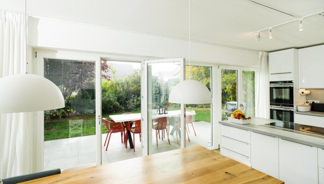 Innenansicht  Terrassentüranlage aus Kunststoff in weiß