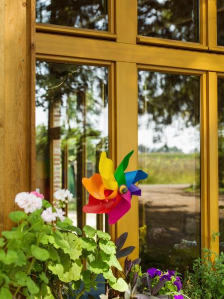 Historisierende Glasoberfläche mit Tikana Restaurierungsglas