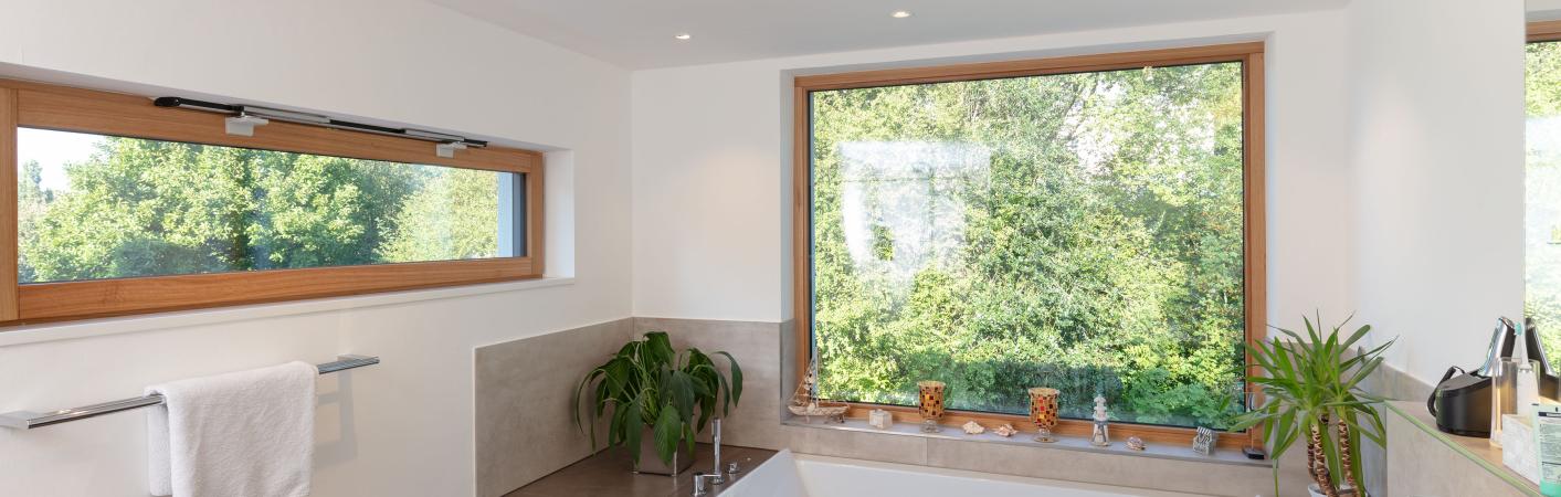 Badfenster in Holz - Mood