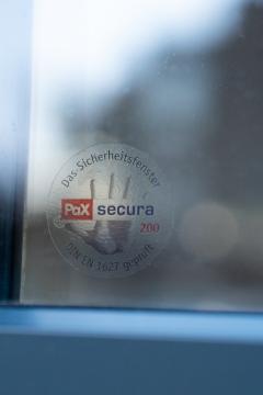 Sicherheitsfenster aus Kunststoff-Aluminium